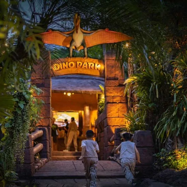 Activities-Phuket-Dino-Park-Mini-Golf-Tickets