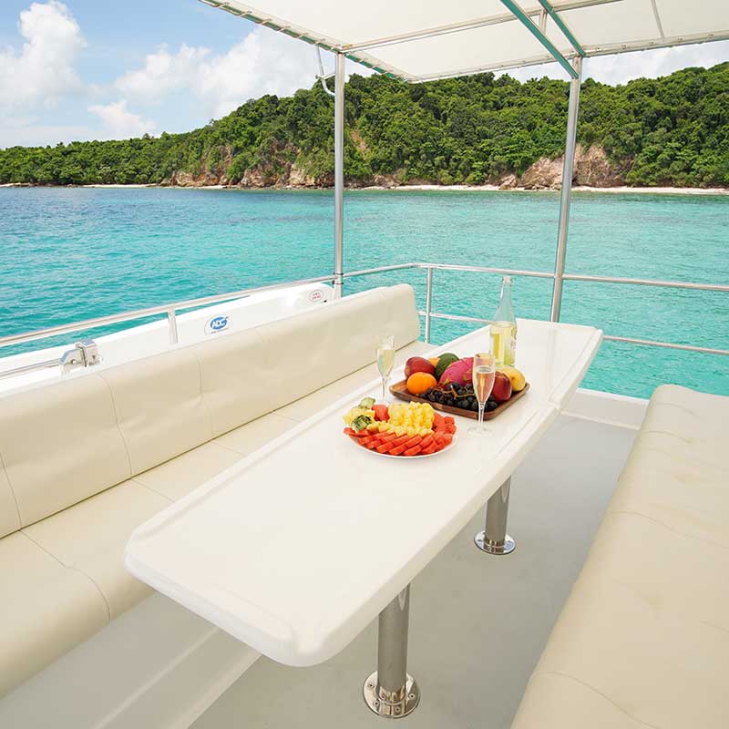 Phuket-Explore-James-Bond-Island-Tours-Luxury-Yacht-Catamaran-5 Phuket-Explore-James-Bond-Island-Tours-Luxury-Yacht-Catamaran-5