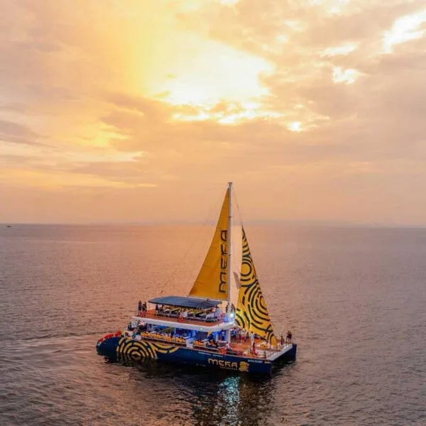Krabi-Afternoon-4-Islands-Sunset-Cruise-Party-Catamaran