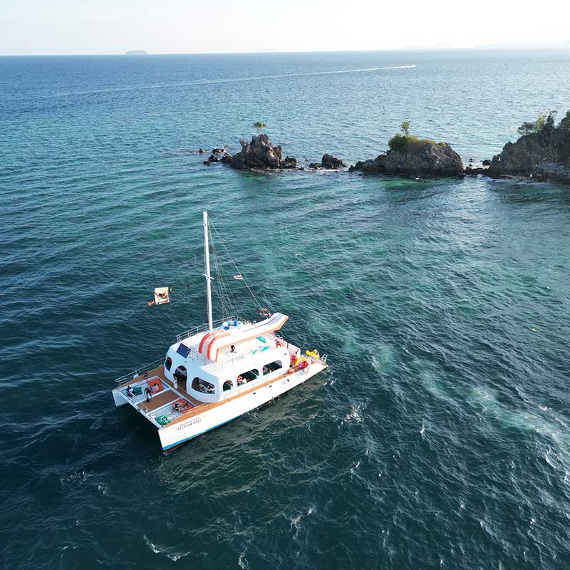 half-day-maiton-island-khai-island-catamaran-3 half-day-maiton-island-khai-island-catamaran-3