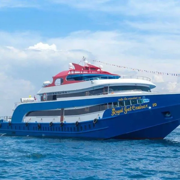 Krabi-Premium-Ferry-Transfer-Klong-Jilad-to-Phi-Phi-Laemtong