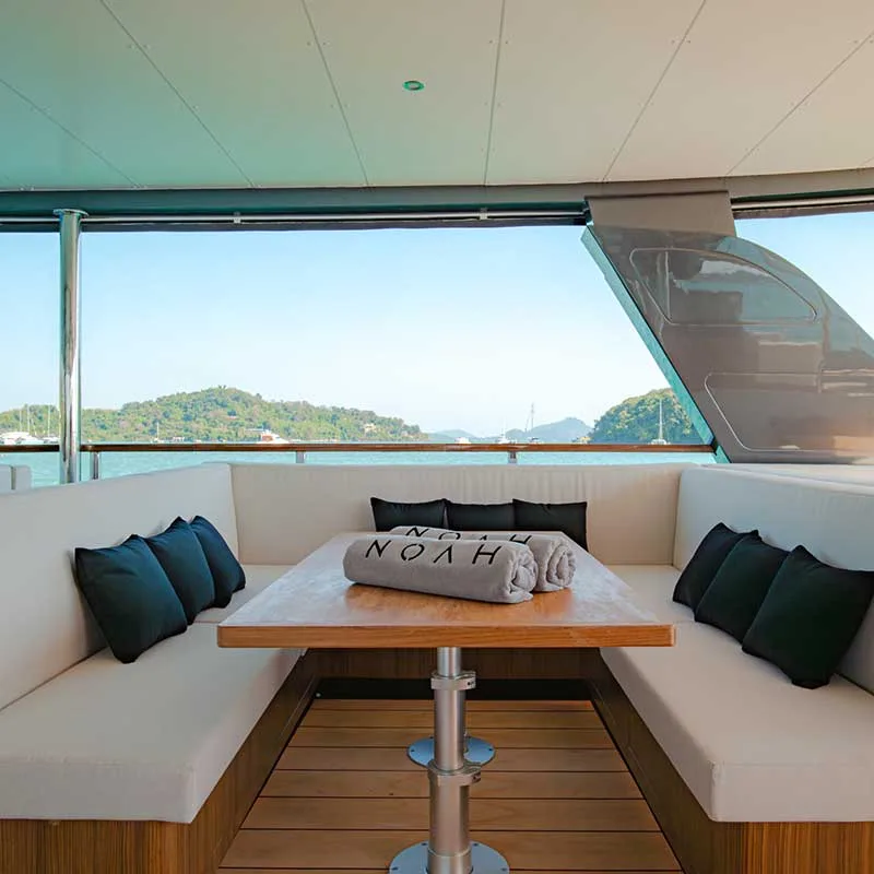 Luxury-Power-Yacht-Catamaran-Phi-Phi-Maya-Maiton-Sunset-14 Luxury-Power-Yacht-Catamaran-Phi-Phi-Maya-Maiton-Sunset-14