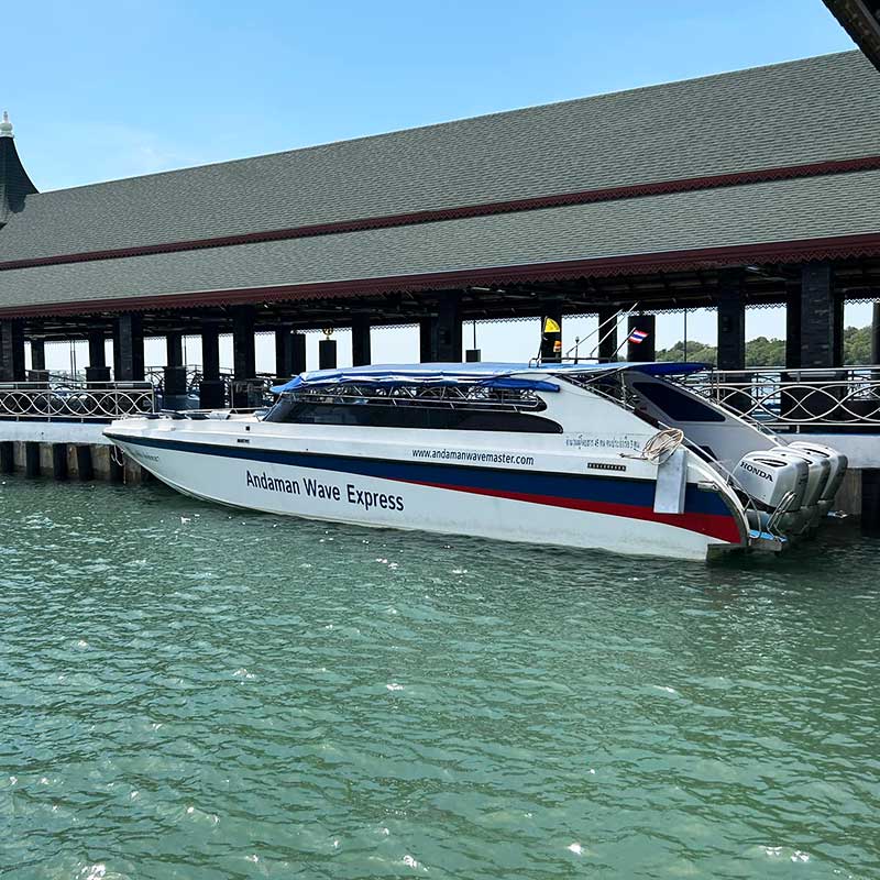 Speedboat-Transfer-Krabi-Klong-Jilad-to-Phi-Phi-Island-2 Speedboat-Transfer-Krabi-Klong-Jilad-to-Phi-Phi-Island-2