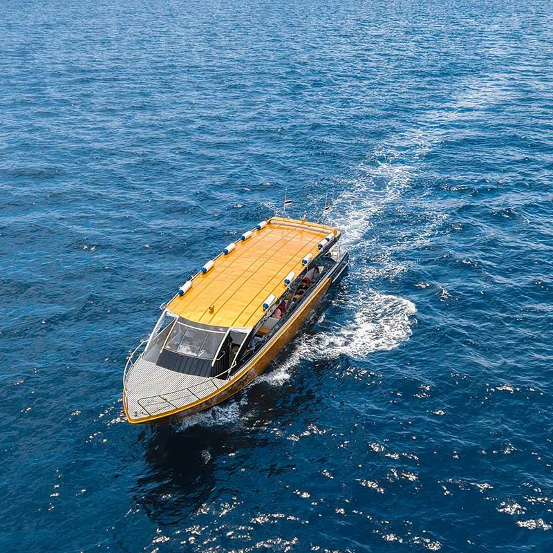 VIP-Luxury-Speedboat-Phi-Phi-Maya-Bamboo-Khai-Islands-3 VIP-Luxury-Speedboat-Phi-Phi-Maya-Bamboo-Khai-Islands-3