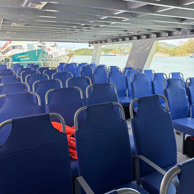 High-Speed-Power-Catamaran-Transfer-Phuket-to-Phi-Phi-4 High-Speed-Power-Catamaran-Transfer-Phuket-to-Phi-Phi-4