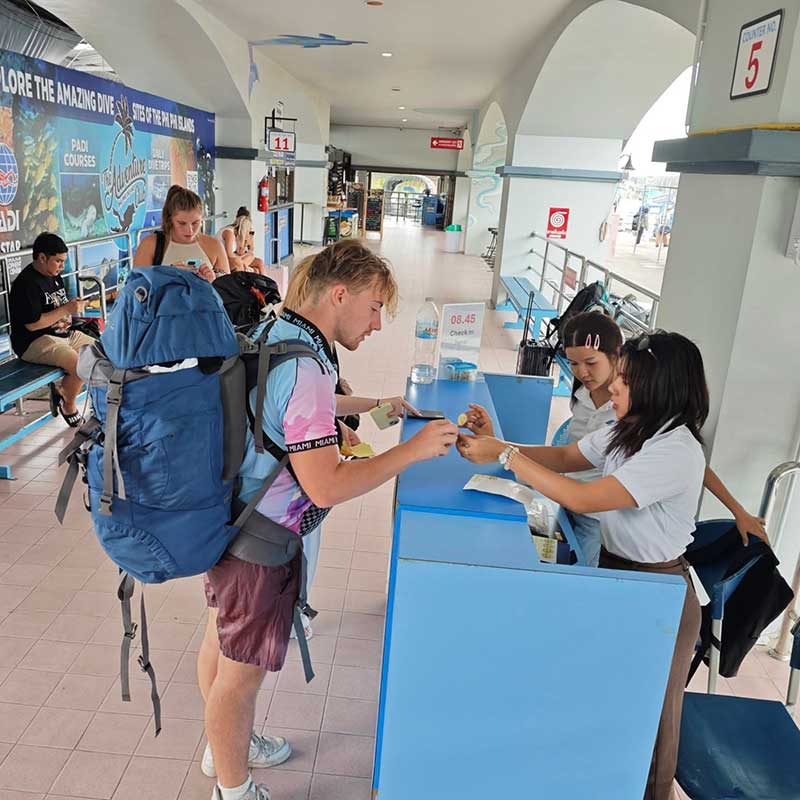 High-Speed-Power-Catamaran-Transfer-Phuket-to-Phi-Phi-5 High-Speed-Power-Catamaran-Transfer-Phuket-to-Phi-Phi-5