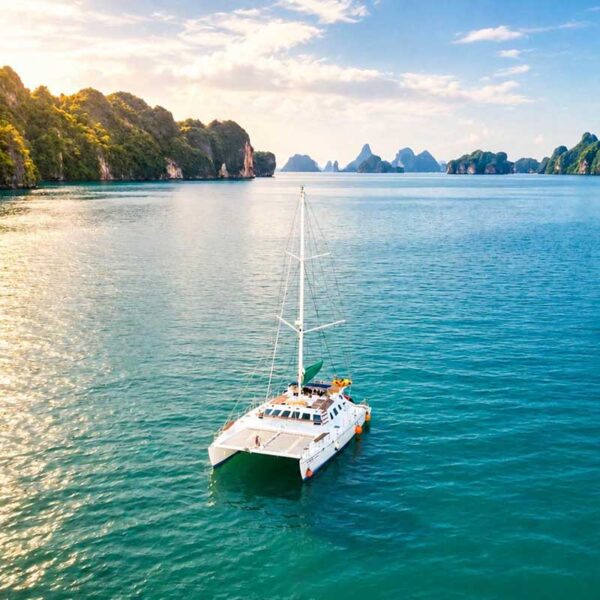 Lazy-Day-James-Bond-Island-Naka-Island-by-Sailing-Catamaran