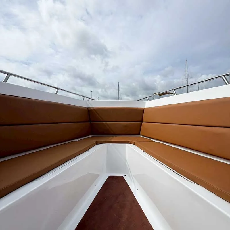 Phuket-Premium-Service-Phi-Phi-Maya-Khai-Island-by-Speedboat-12