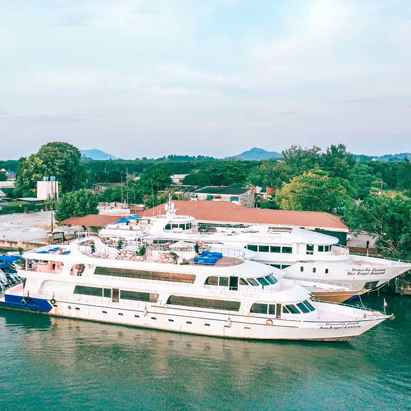 Rassada-Pier-to-Phi-Phi-Island-Ferry-Premium-Cruise-Ticket-4 Rassada-Pier-to-Phi-Phi-Island-Ferry-Premium-Cruise-Ticket-4