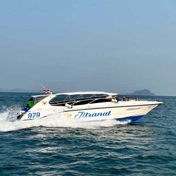 Private-Speedboat-Trip-to-Phi-Phi-Departs-Phuket-Boat-Lagoon