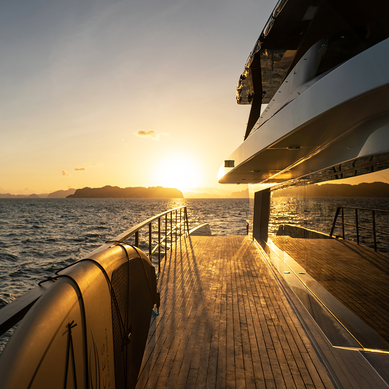 Sunset-James-Bond-Hong-Island-Canoe-Luxury-Yacht-Catamaran-16 Sunset-James-Bond-Hong-Island-Canoe-Luxury-Yacht-Catamaran-16
