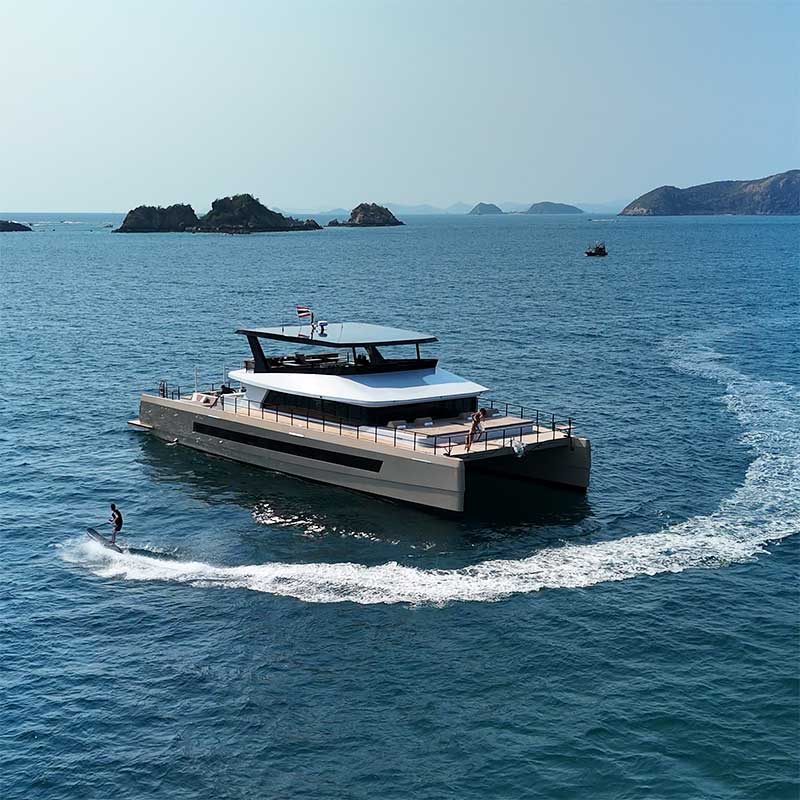 Sunset-James-Bond-Hong-Island-Canoe-Luxury-Yacht-Catamaran-4 Sunset-James-Bond-Hong-Island-Canoe-Luxury-Yacht-Catamaran-4