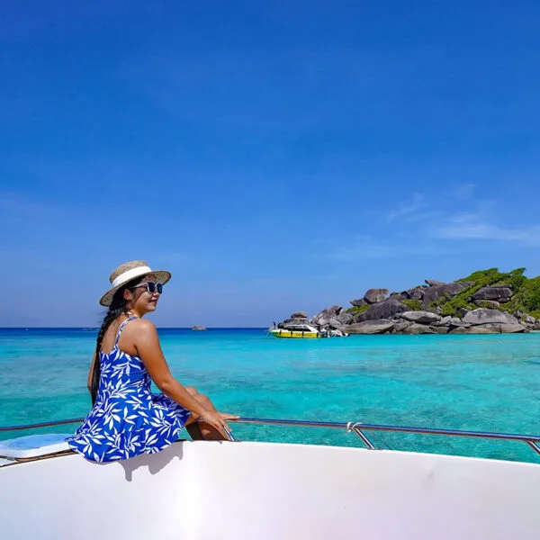 Khao-Lak-Day-trips-Similan-Islands-Premium-Speedboat